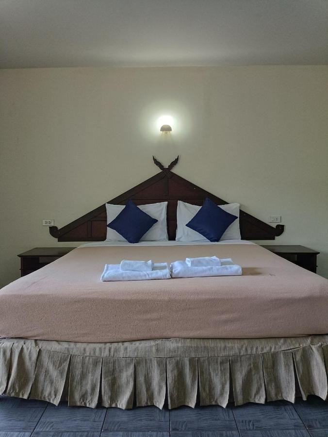 Ban Nam Mao Resort نا جومتين المظهر الخارجي الصورة