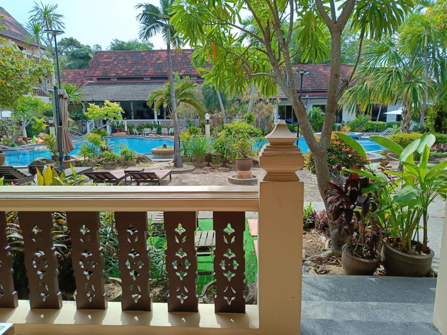 Ban Nam Mao Resort نا جومتين المظهر الخارجي الصورة