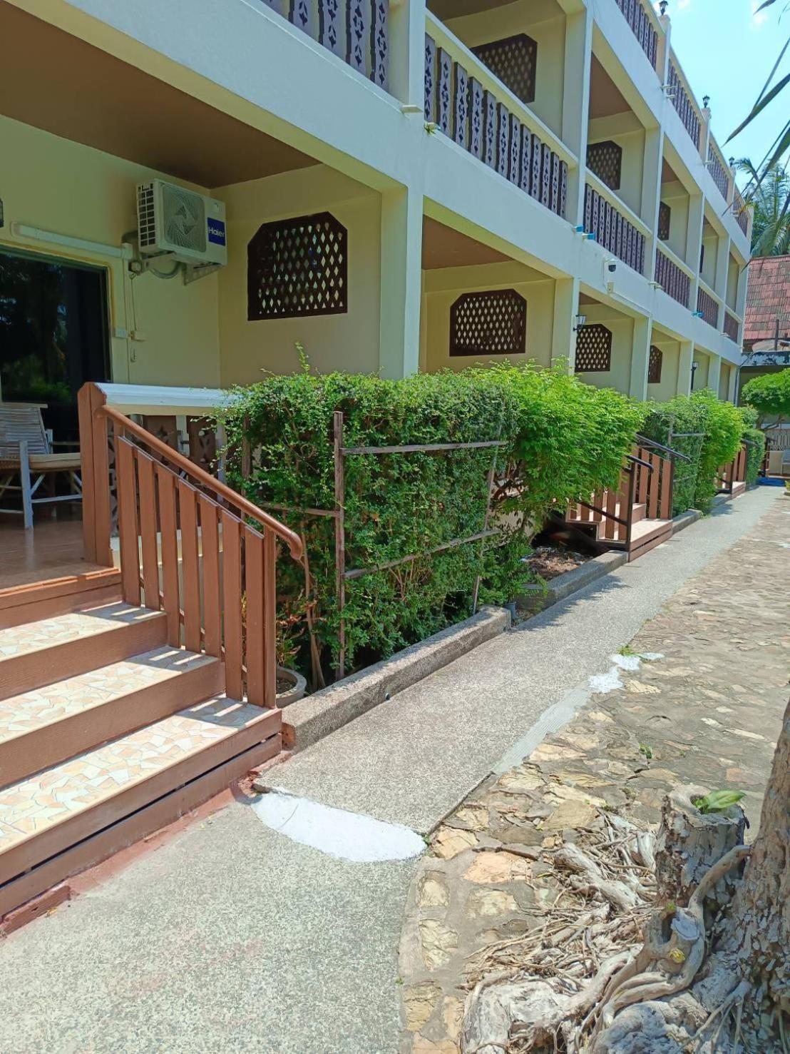 Ban Nam Mao Resort نا جومتين المظهر الخارجي الصورة
